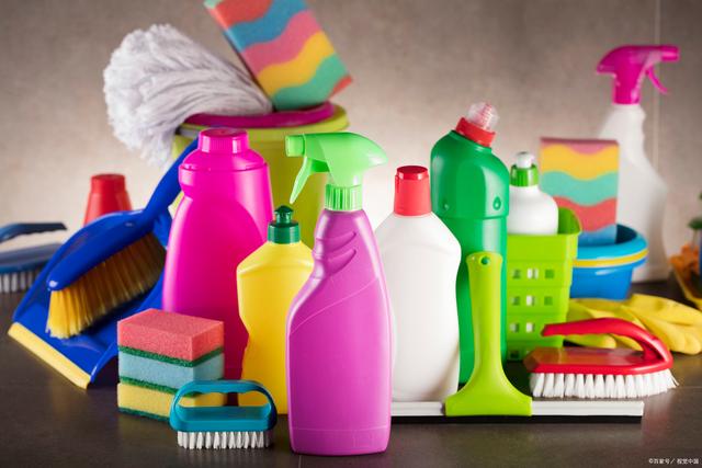 日用品進口清關流程及所需單證——以服裝為例